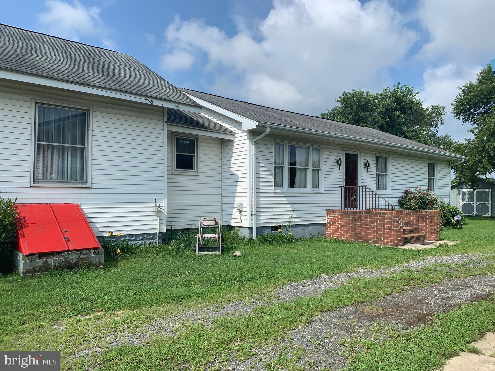 16920 N MAIN Street – photo 3