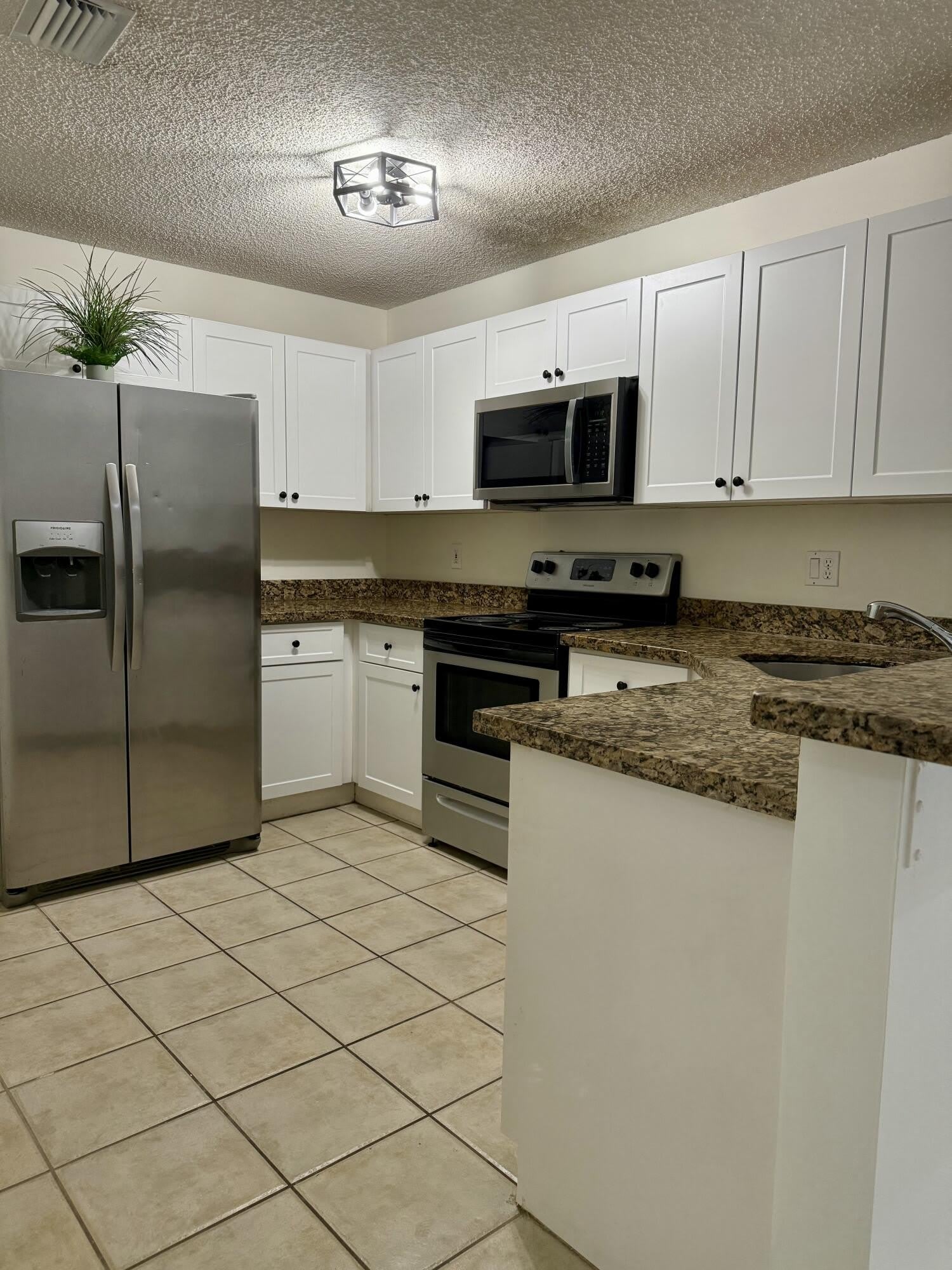 11289 SW 18th Court – photo 2