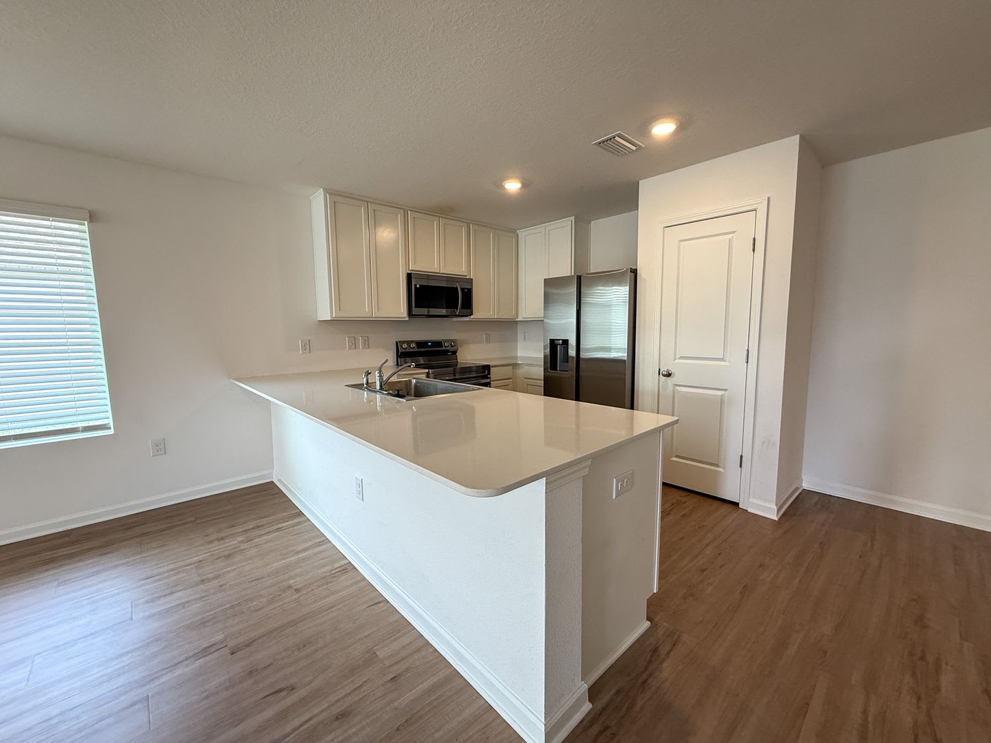 3 bedroom 2 bath home in Mallard Landing off Gulf Beach Hwy! – photo 2