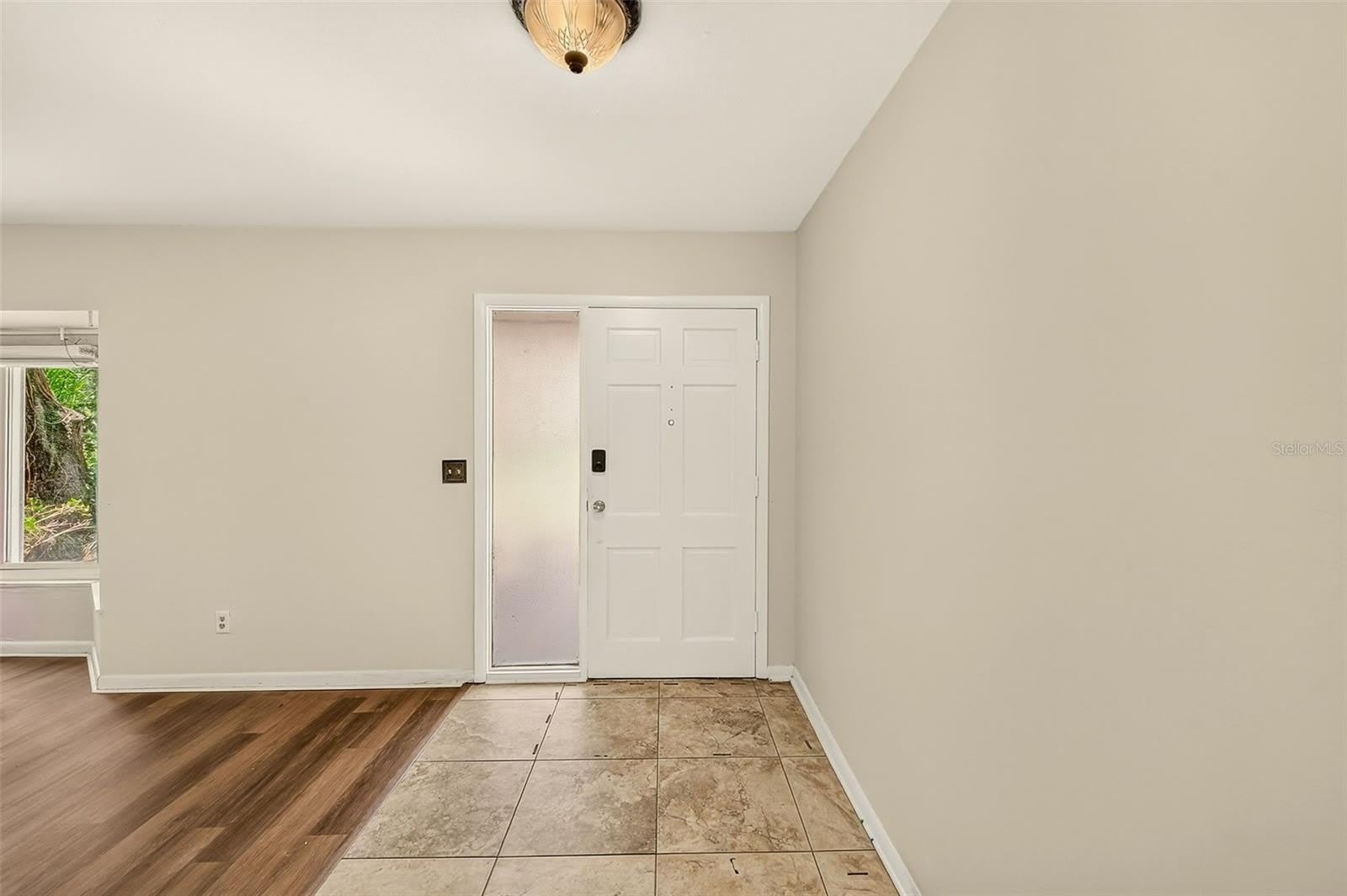 303 Saint Augustine Avenue – photo 2