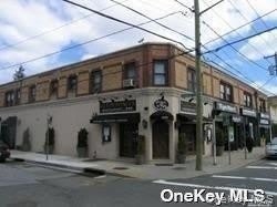 918 Hempstead Street – photo 1