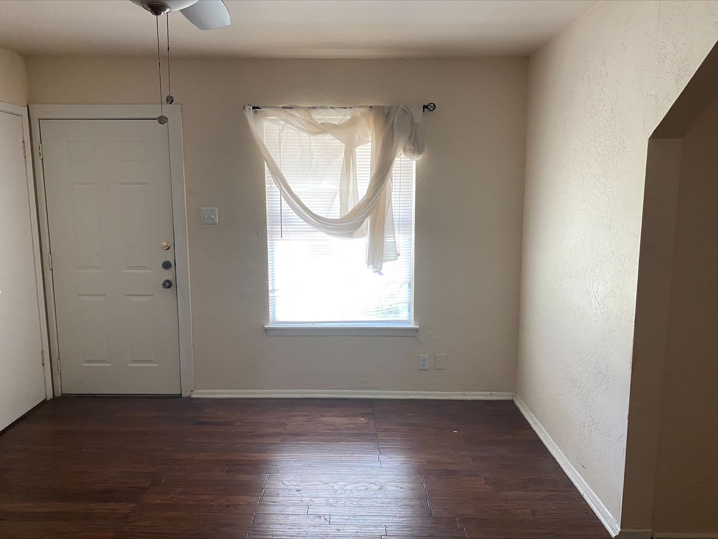 Large home – photo 3
