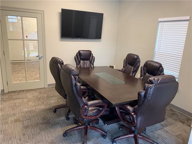 1131 N CAUSEWAY Boulevard – photo 4