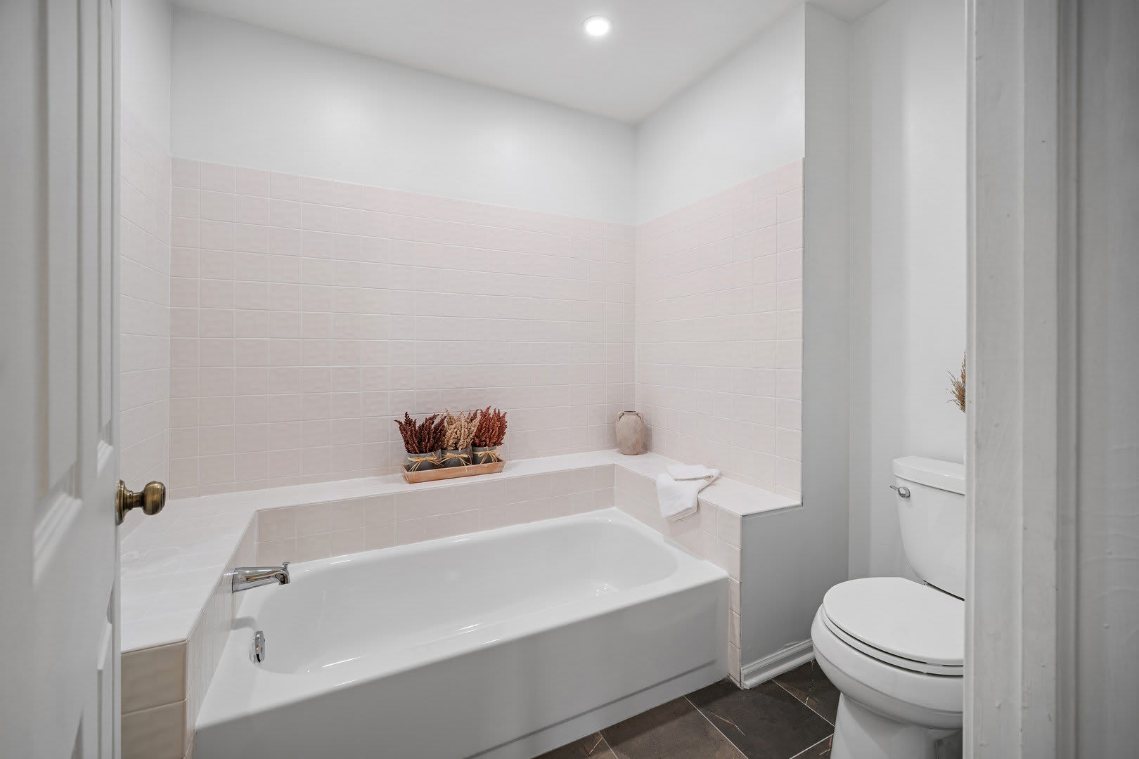 720 Caliente Court – photo 3