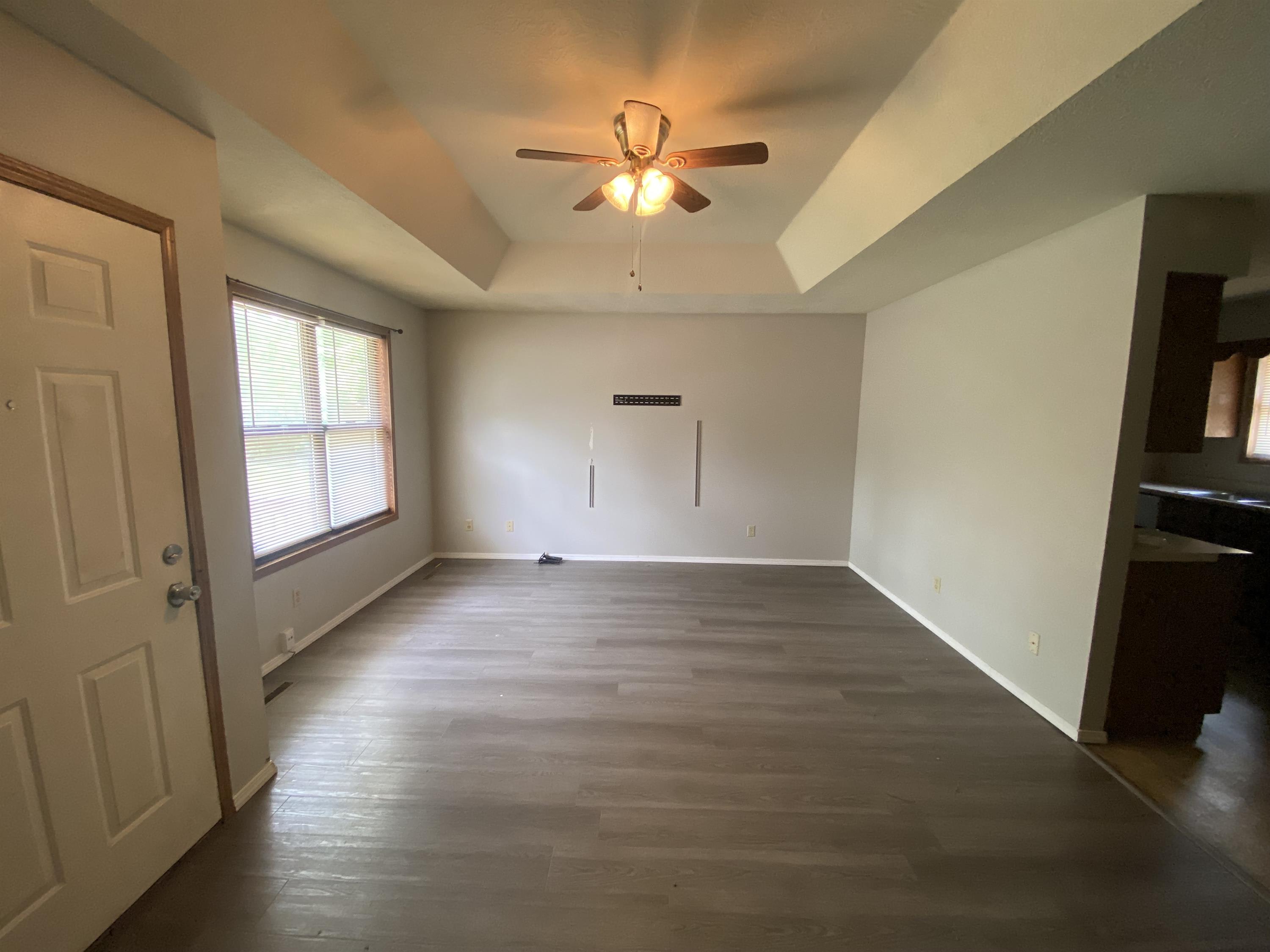 1547 N. Colgate Avenue – photo 3