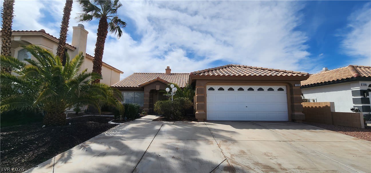 1395 FALLING SNOW Avenue – photo 1