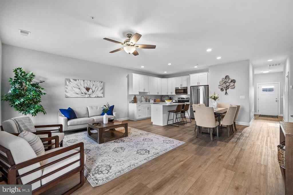 137 COASTAL DRIVE – photo 4