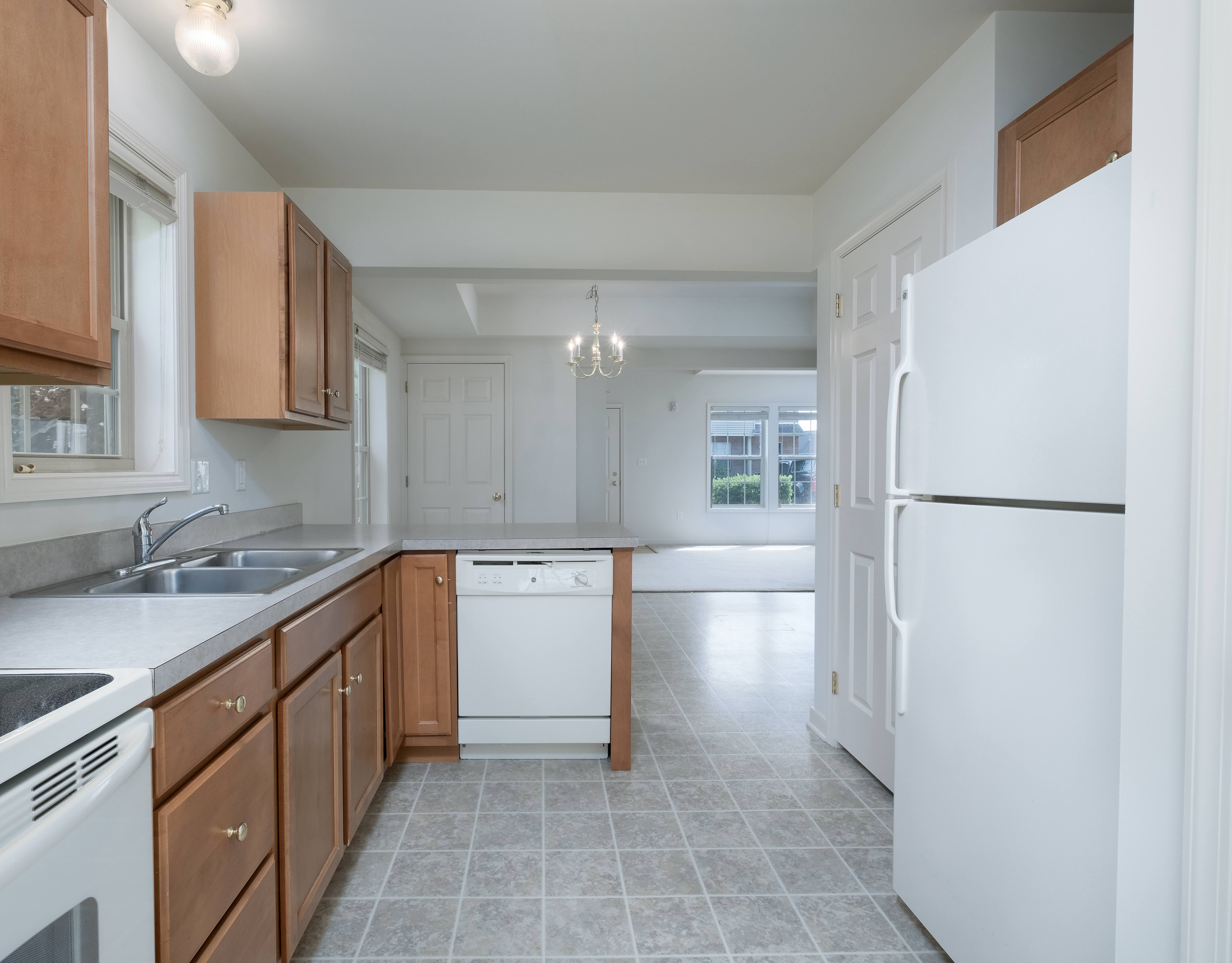 441 Talon Drive – photo 4
