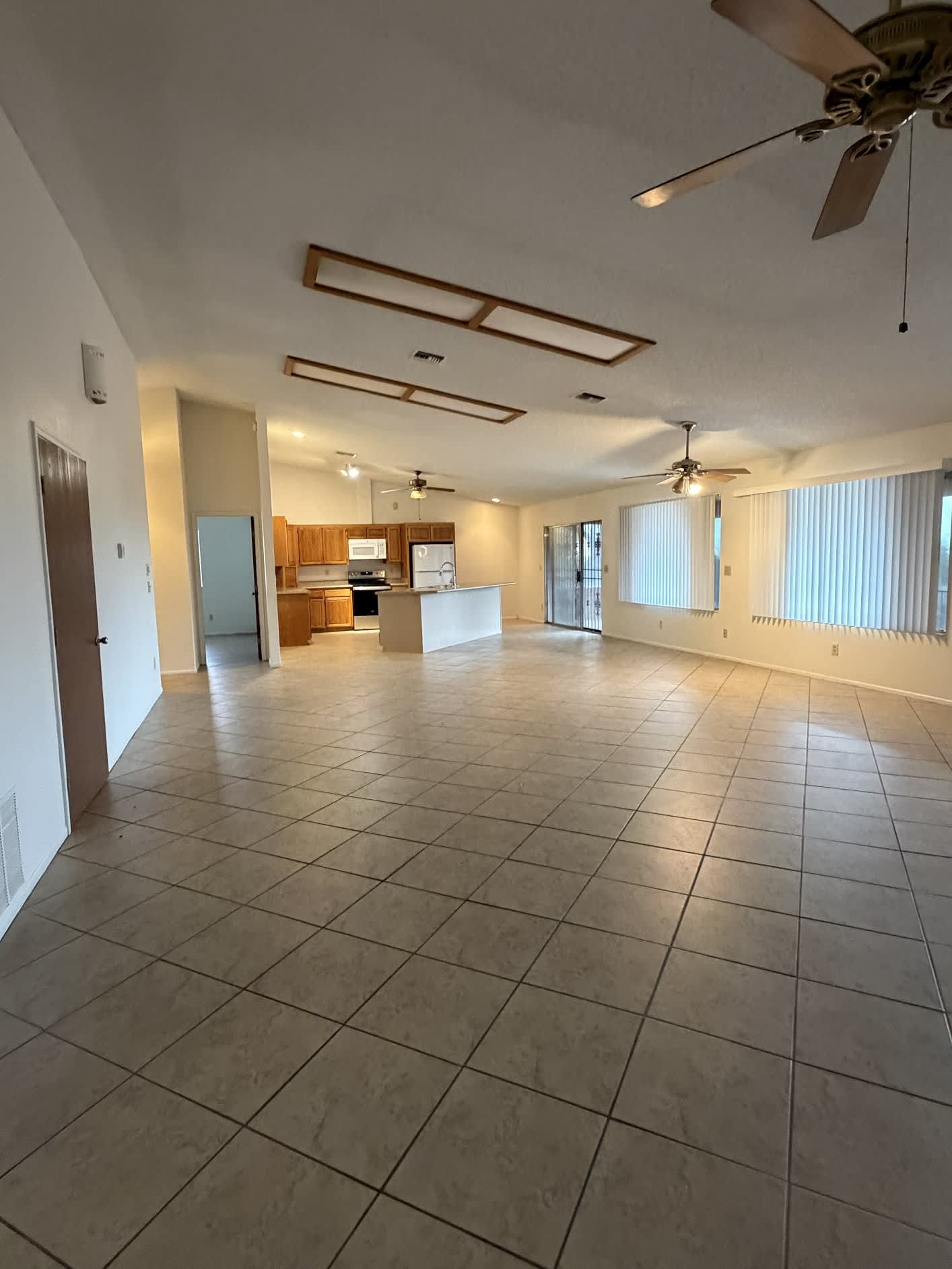 533 East Montgomery Ave – photo 3