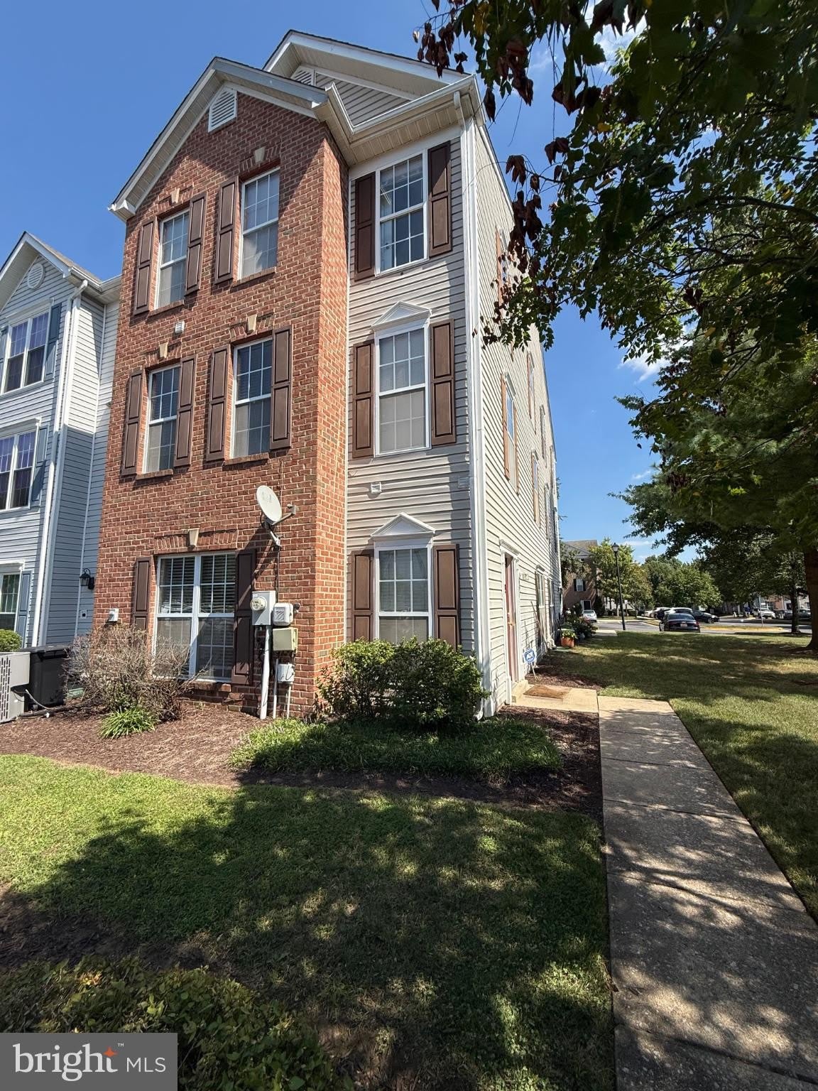 3801 ELMCREST Lane – photo 1
