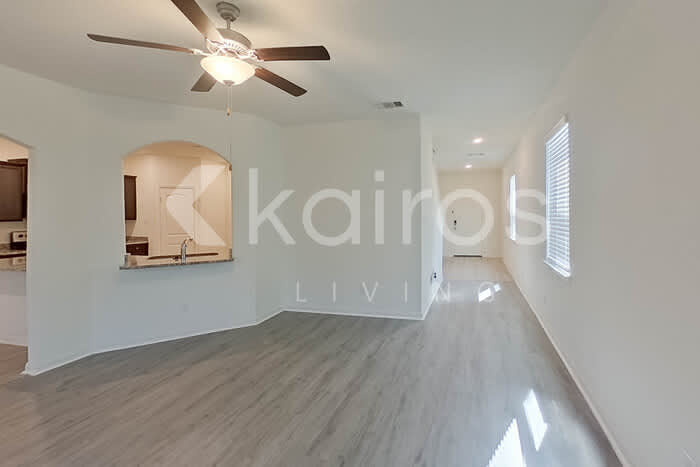 8414 Liberty Sky Rd – photo 5