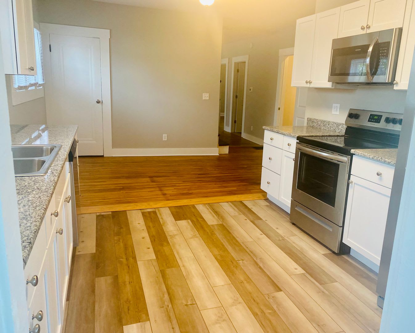 Newley Renovated 4BR – photo 3