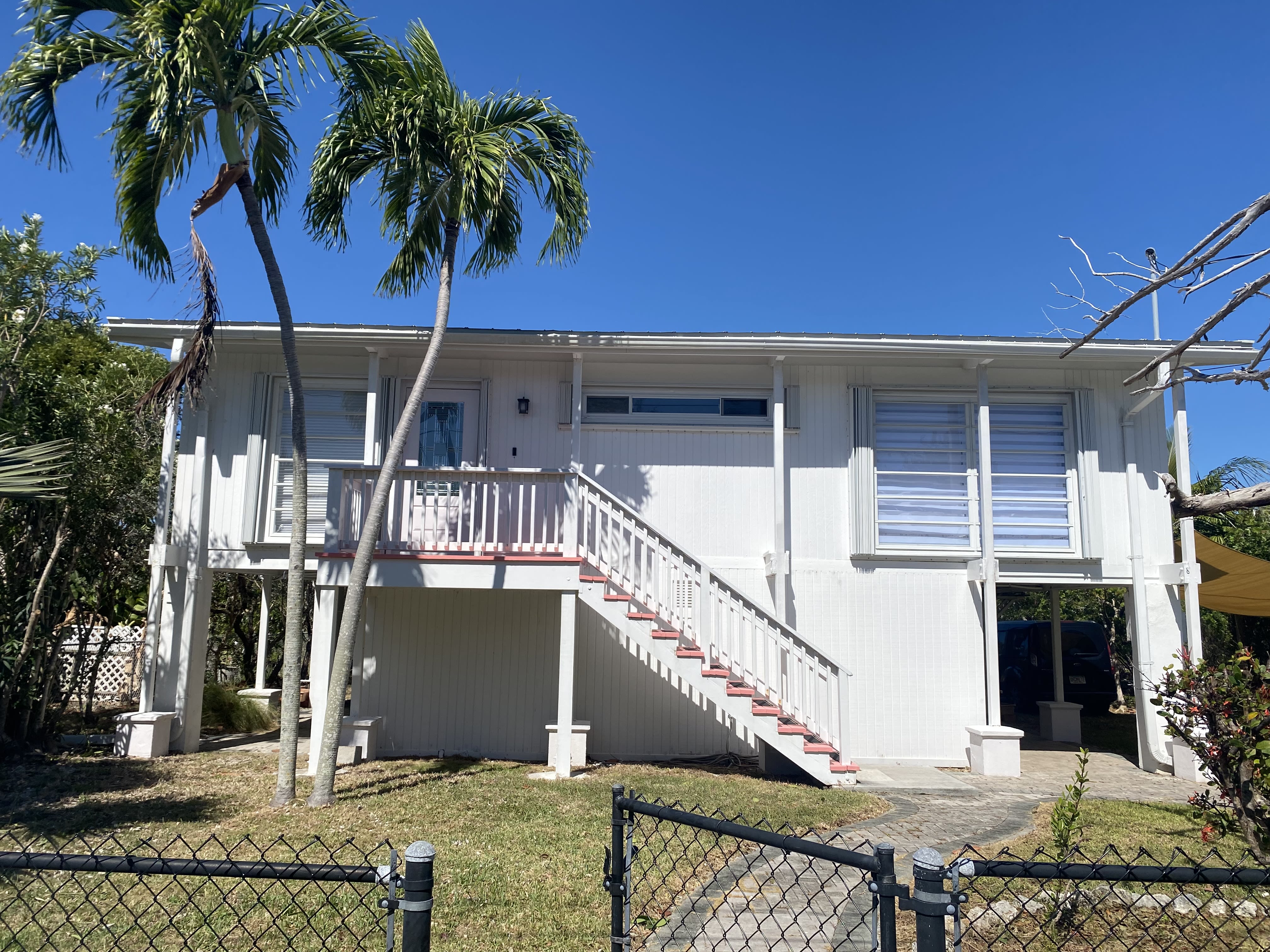 1166 Fern Ave – photo 3