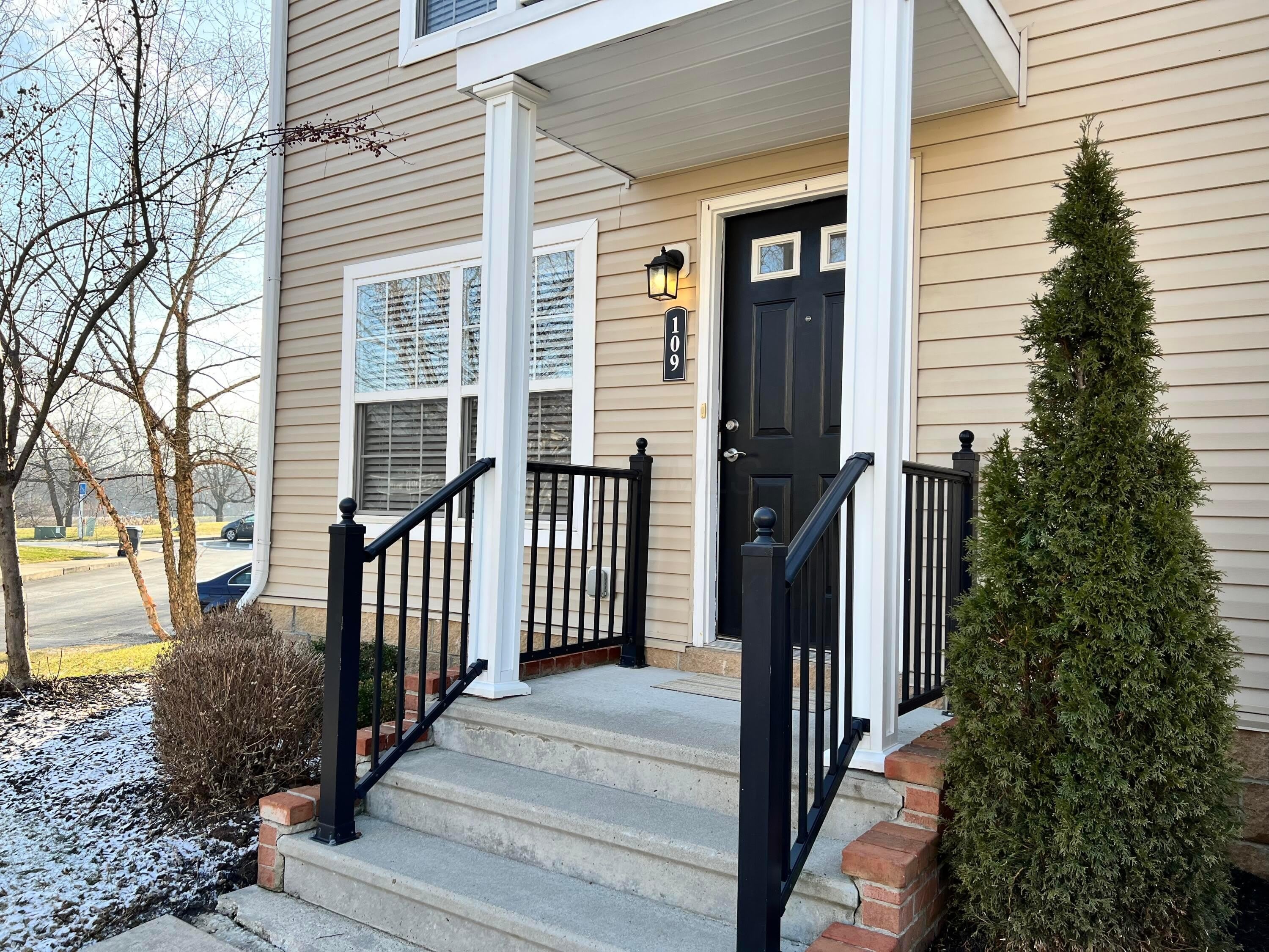109 Gifford Road – photo 1