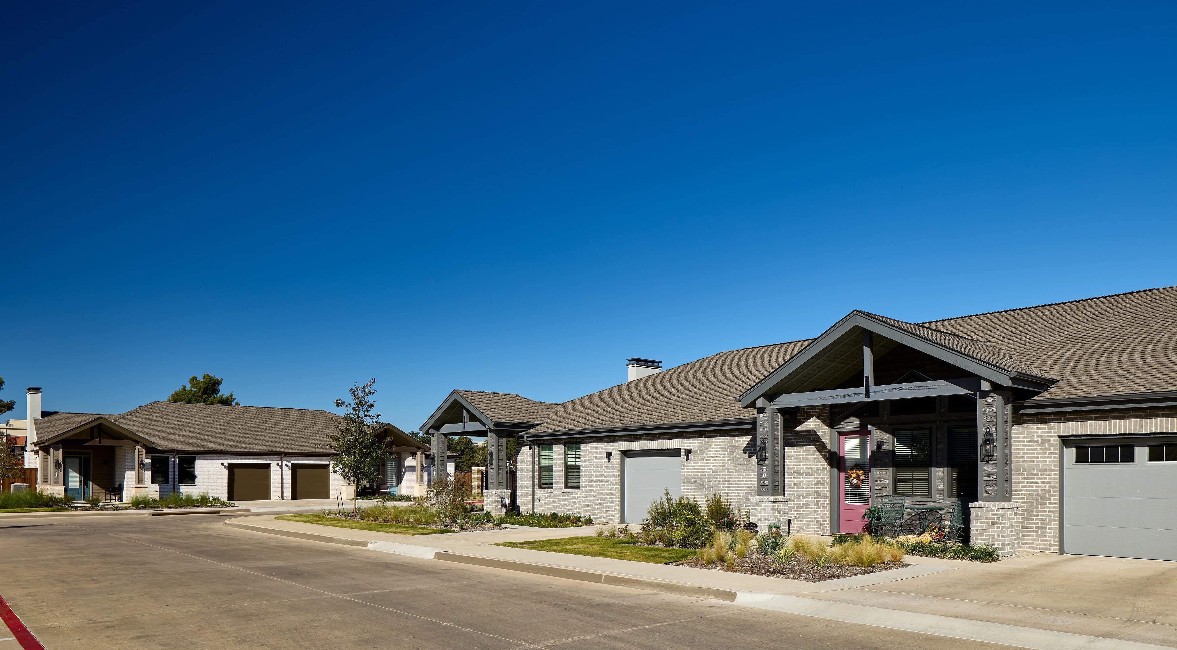 Avenida Carrollton Age 55+ Apartment Homes – photo 4