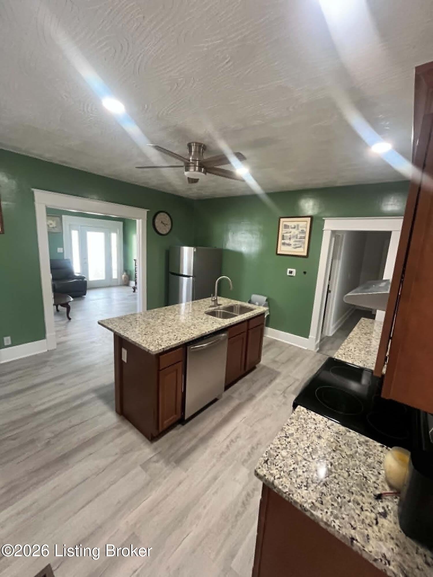 4010 Taylor Blvd – photo 5