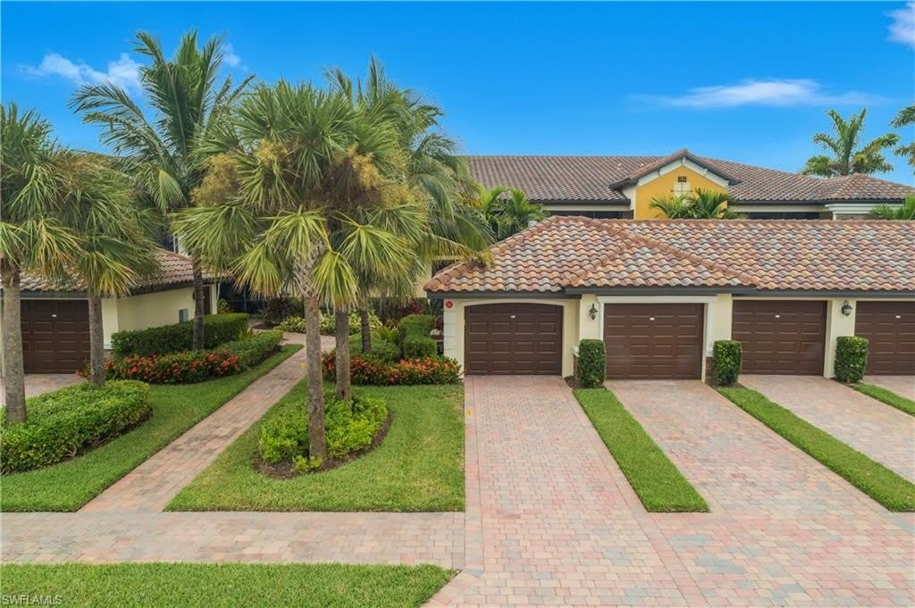 9533 AVELLINO Way – photo 5