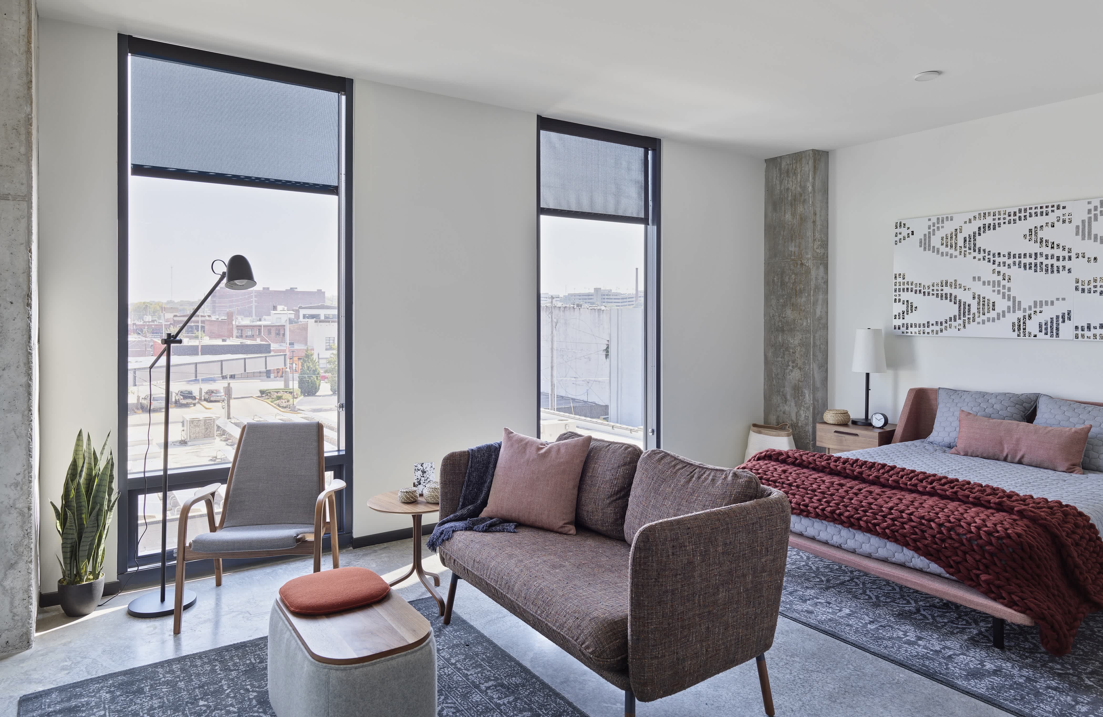 10 West – photo 3