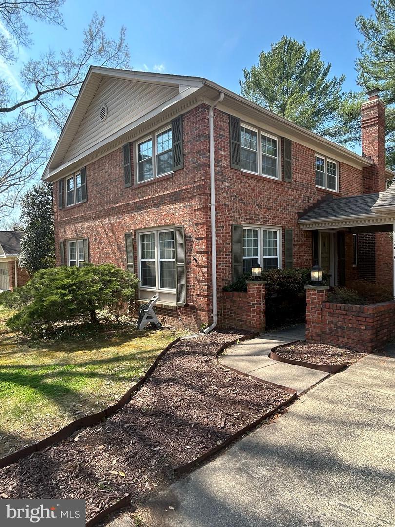3816 Ridgelea Drive – photo 1