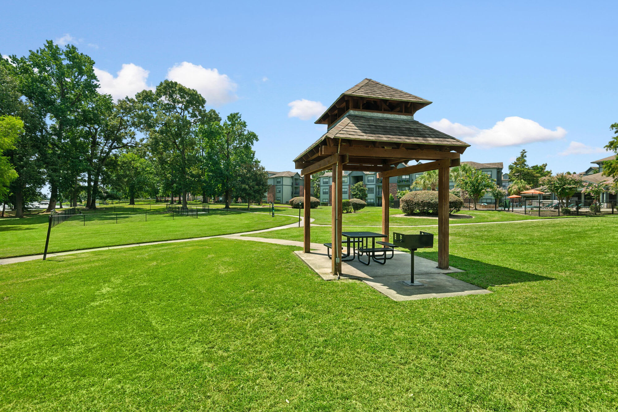 Lakeshore Villas – photo 2