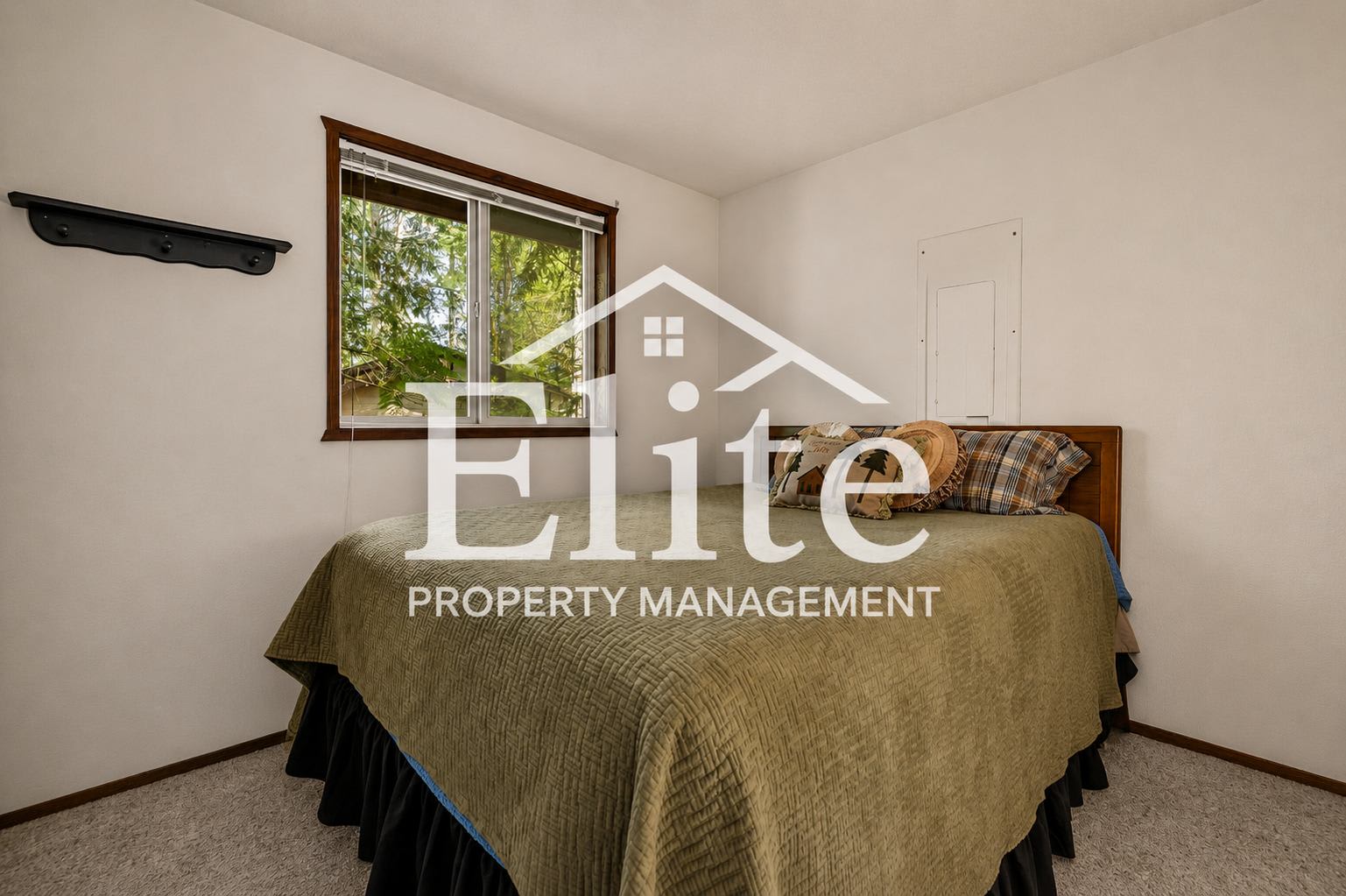 625 East Pointes Drive West – photo 5