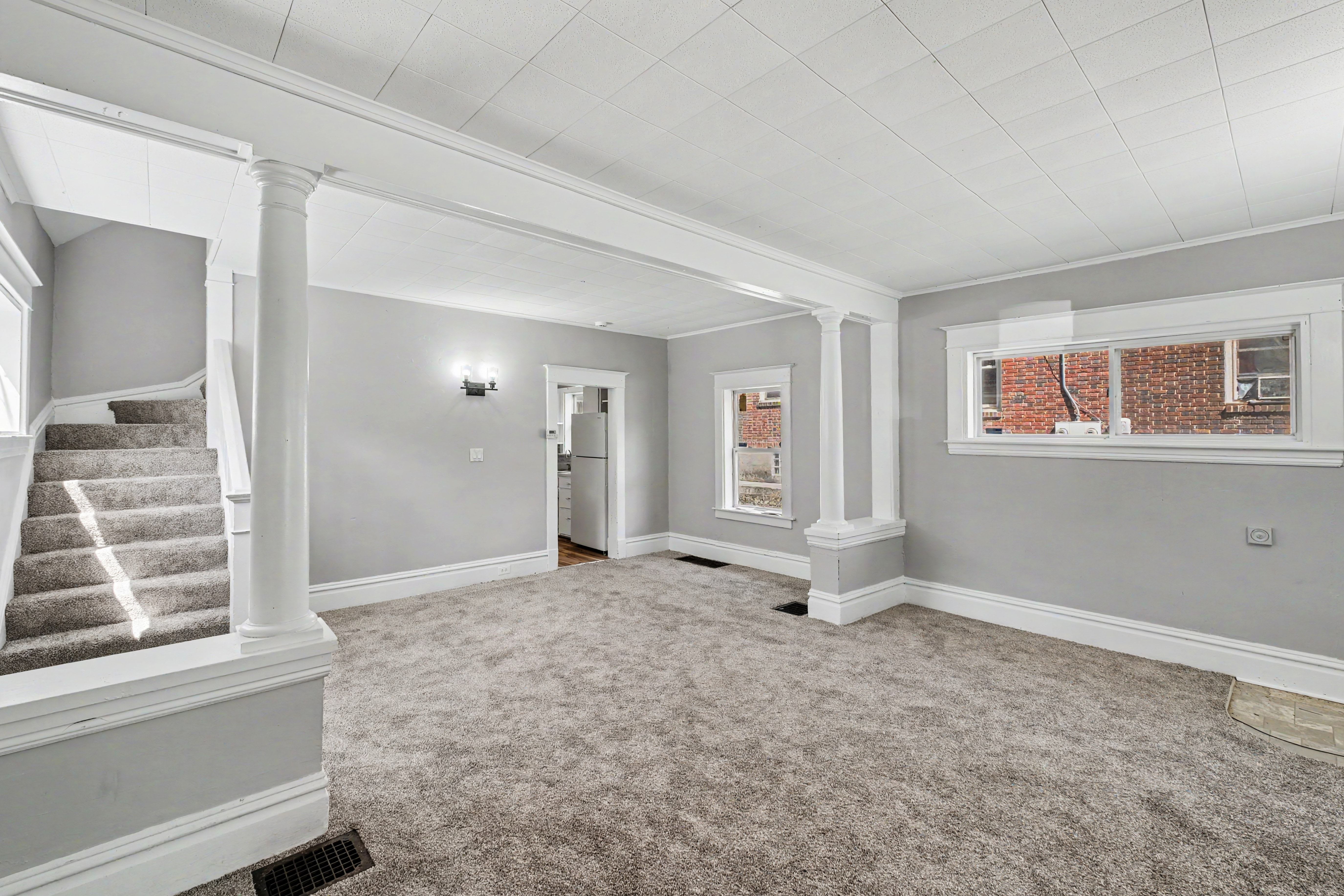 635 Worden St SE – photo 4