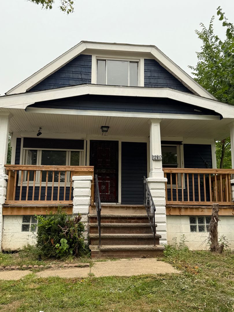 4bd Single Section 8 *1/2 OFF SECURITY DEPOSIT SPECIAL* – photo 1