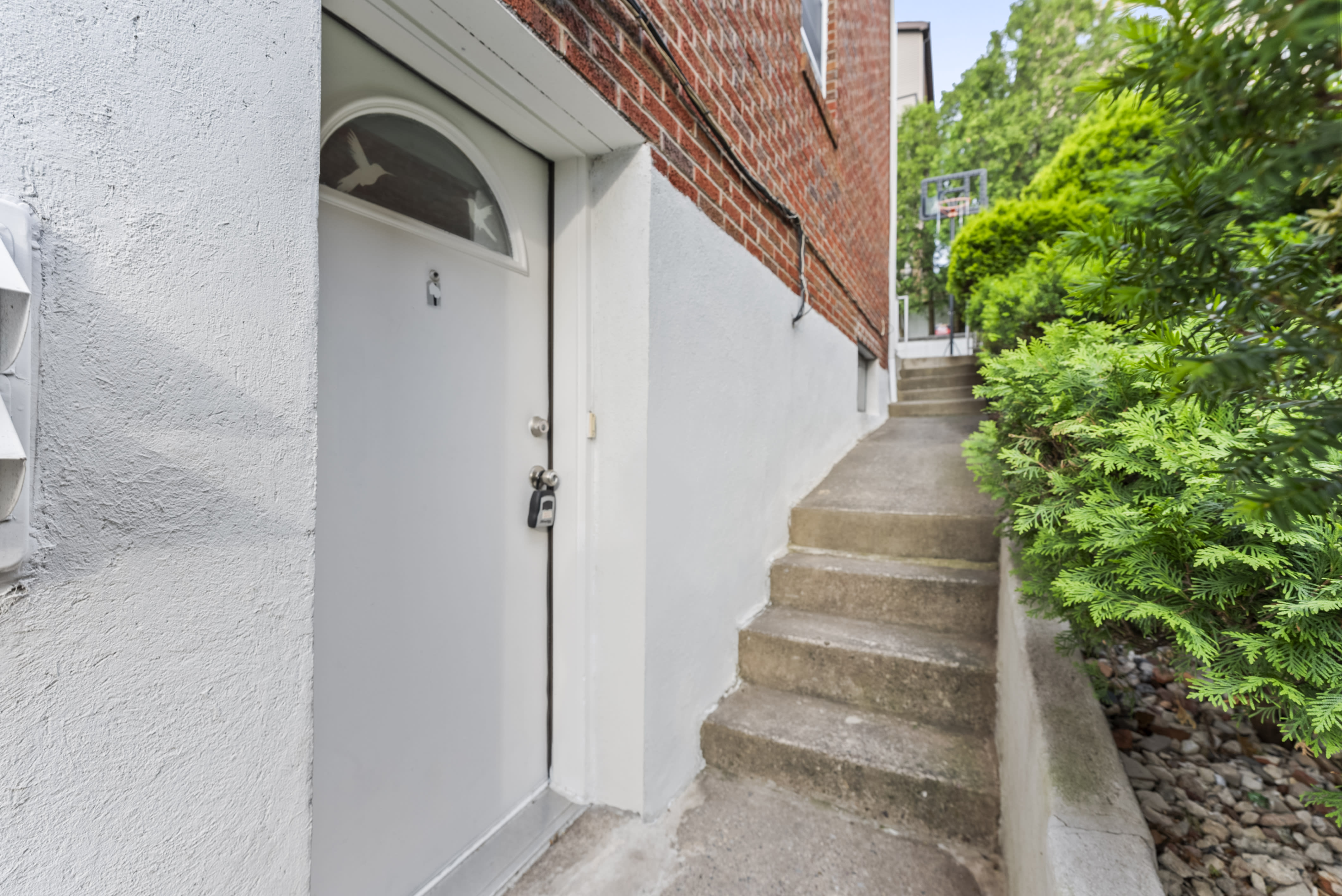 214 11th St – photo 2