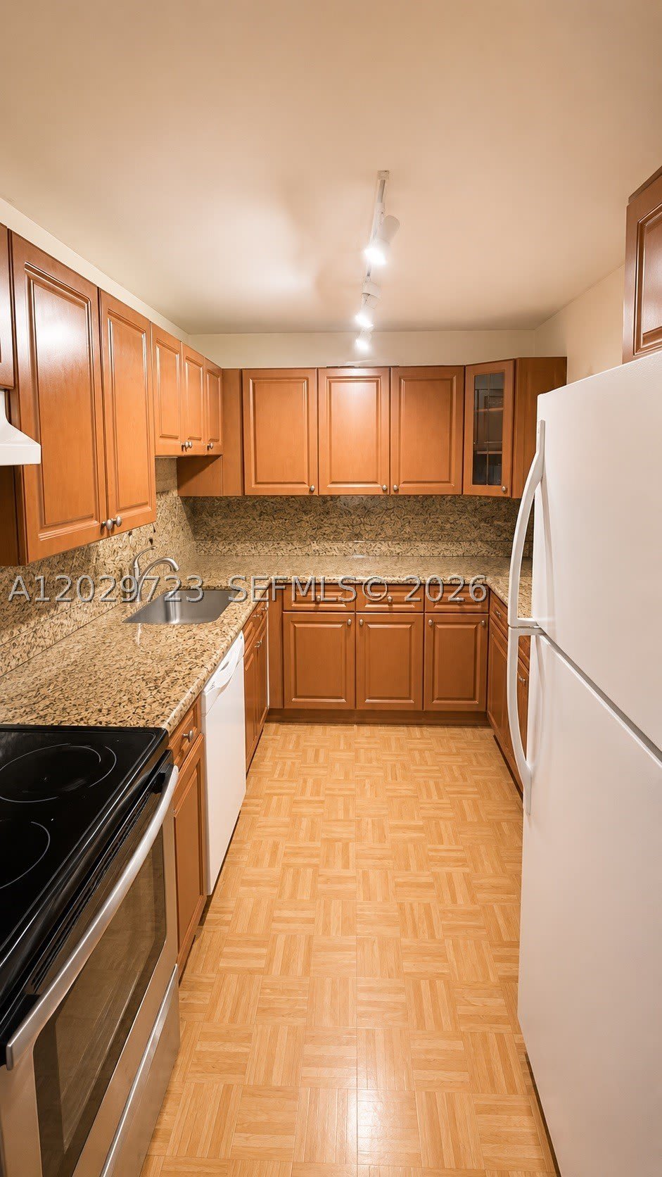 8520 SW 133rd Ave Rd – photo 2