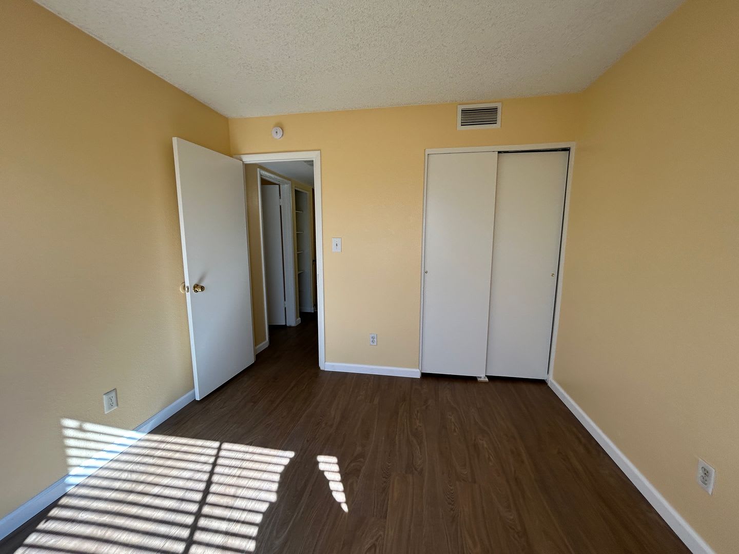 4204 S. 47th St. – photo 4