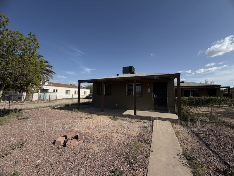 2304 East Monterey Vista – photo 2