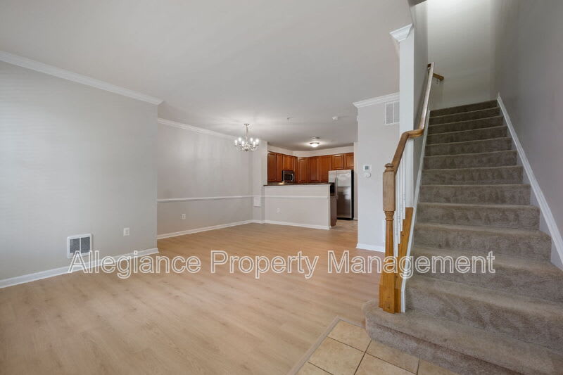 15555 John Diskin Circle – photo 4