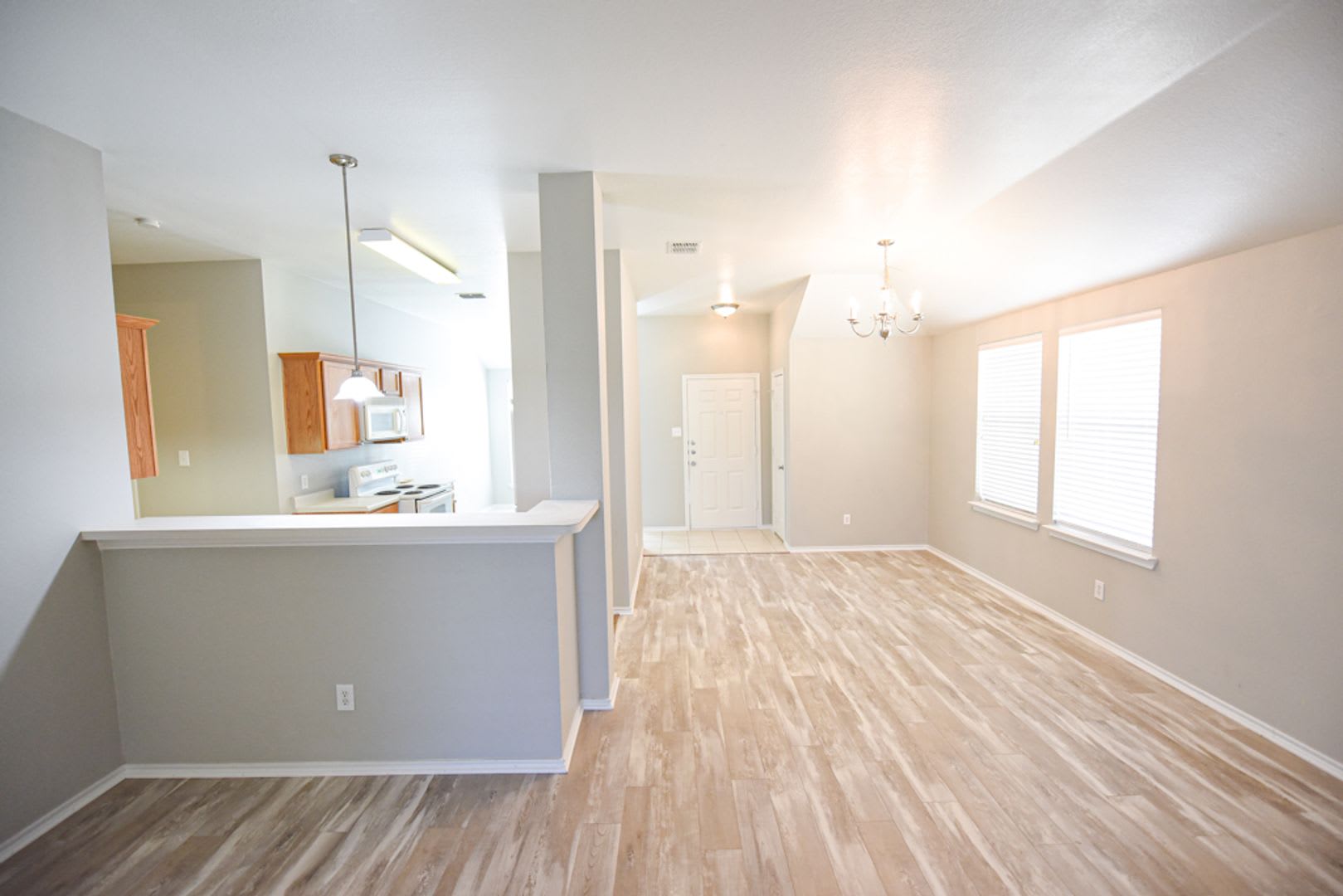 GREAT home for rent in Anna – photo 3
