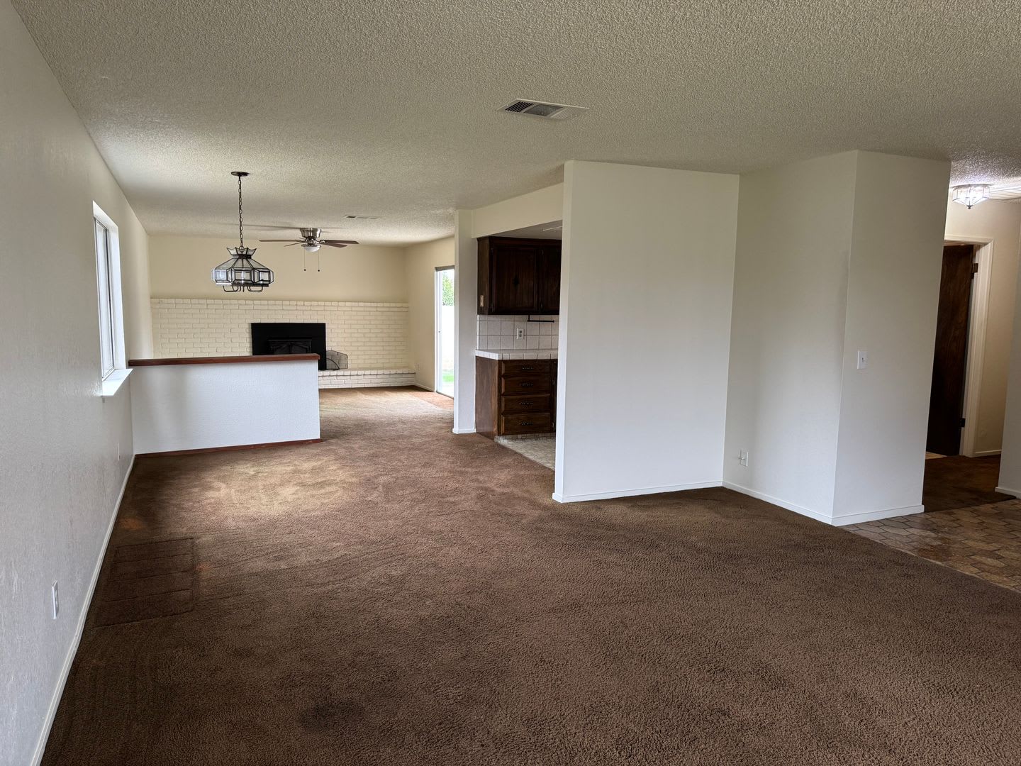 Now Available!! Very Nice Home In South Side Los Banos – photo 2