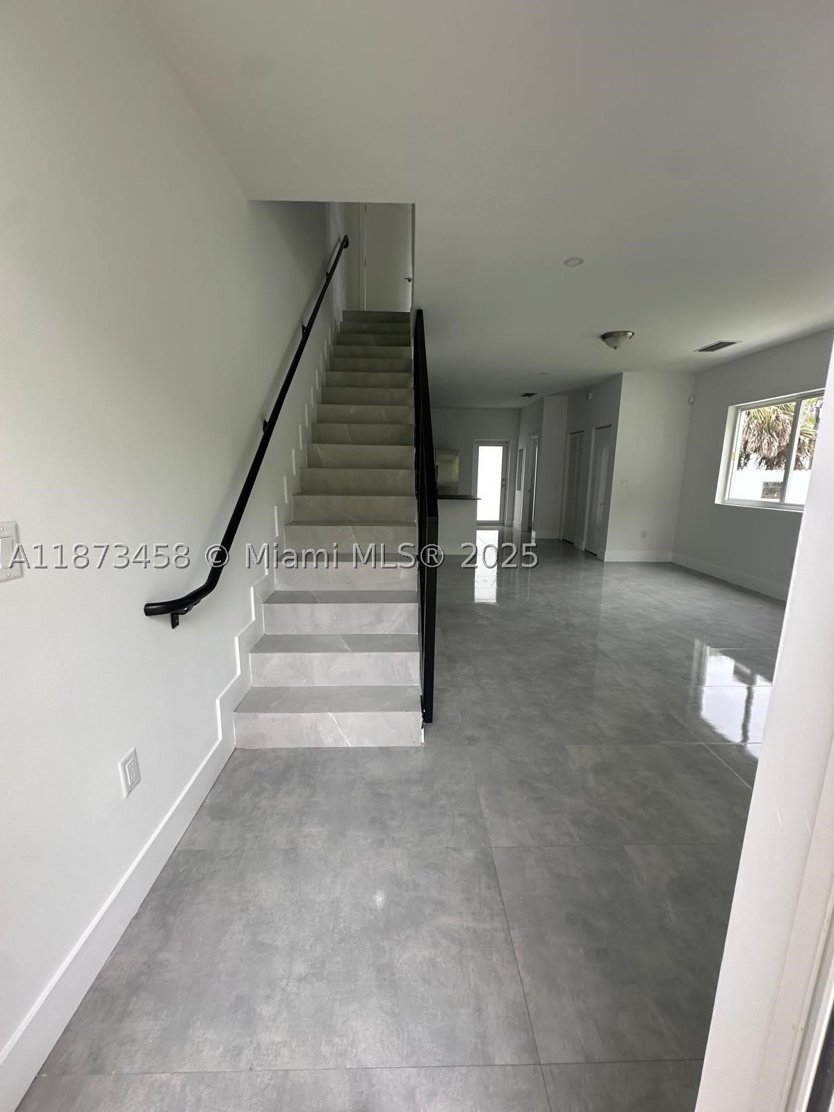 723 Nw 19Th Ave – photo 5