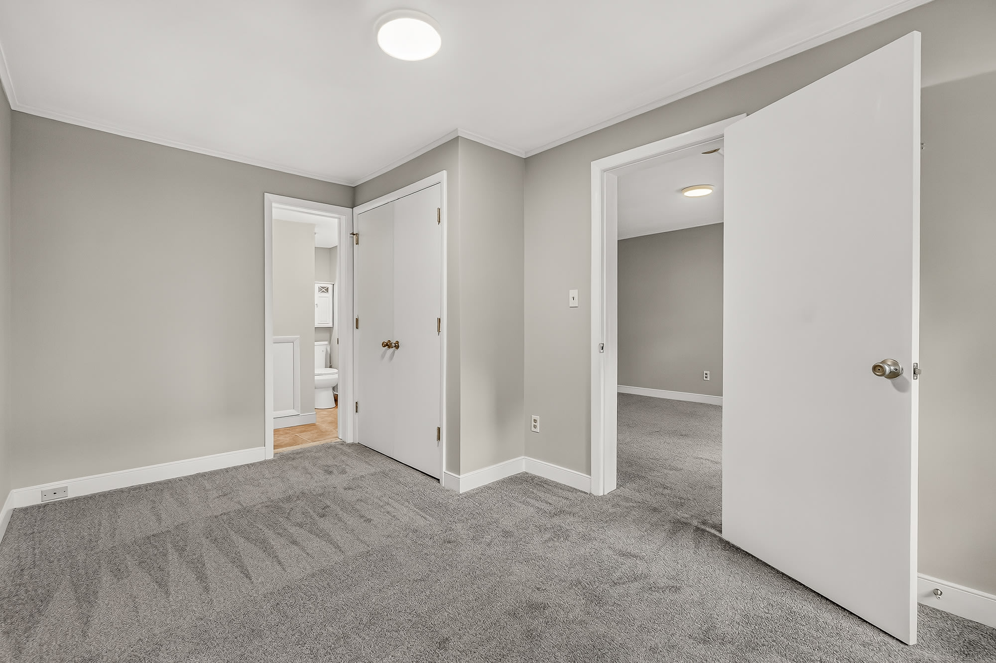 243 E 2nd St – photo 3