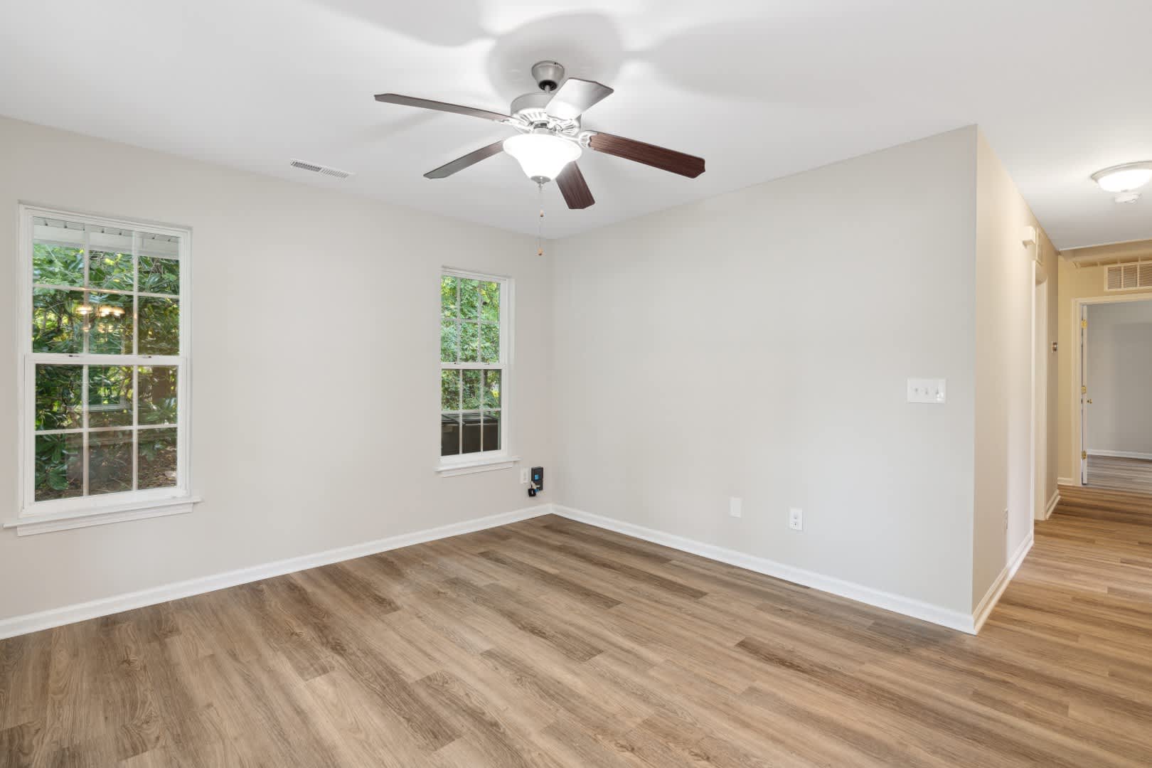 338 East Spring Street – photo 3