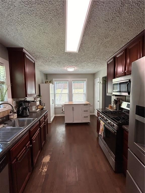2134 Atkinson Lane – photo 4