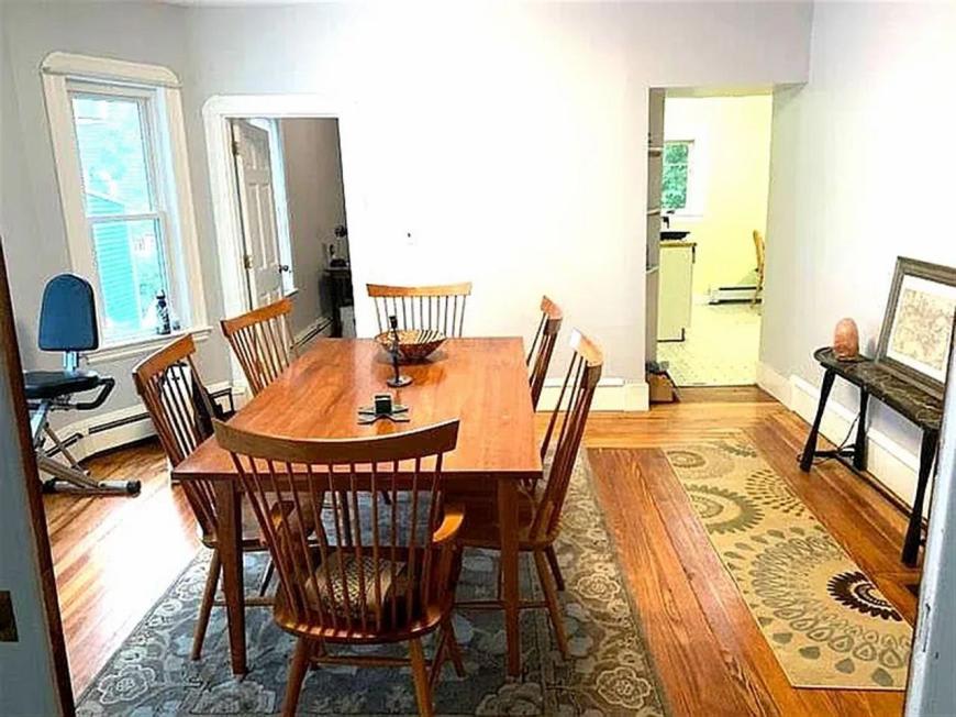 37 Charnwood Rd. – photo 4