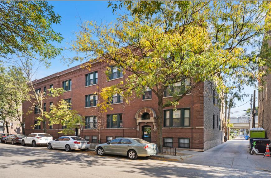 961 West Fletcher St. – photo 3