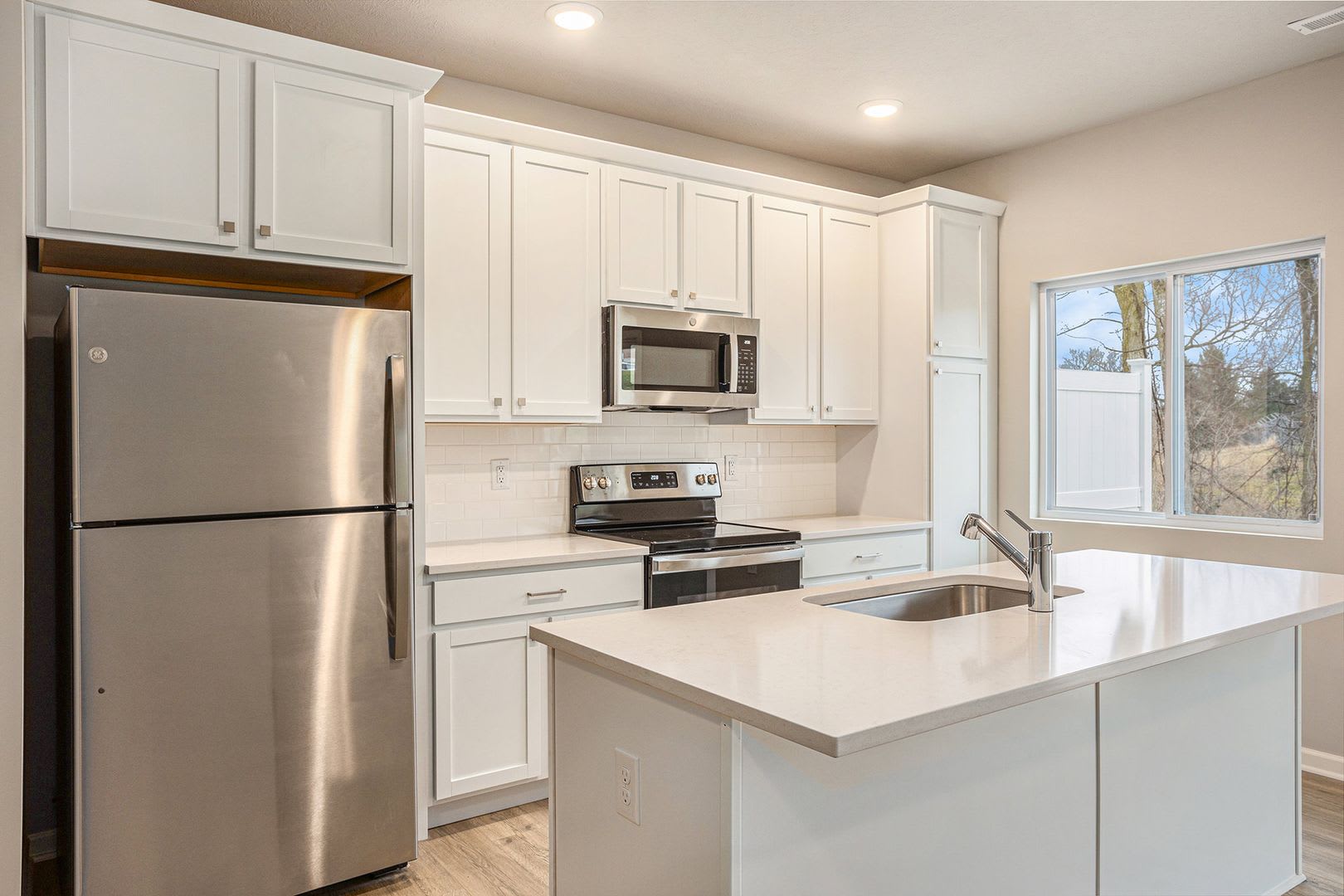 Move In Special Get August September Rent Free Move In By August 31St To Receive Free Rent For Both August And September Take Advantage Of This Limited Time Offer – photo 4