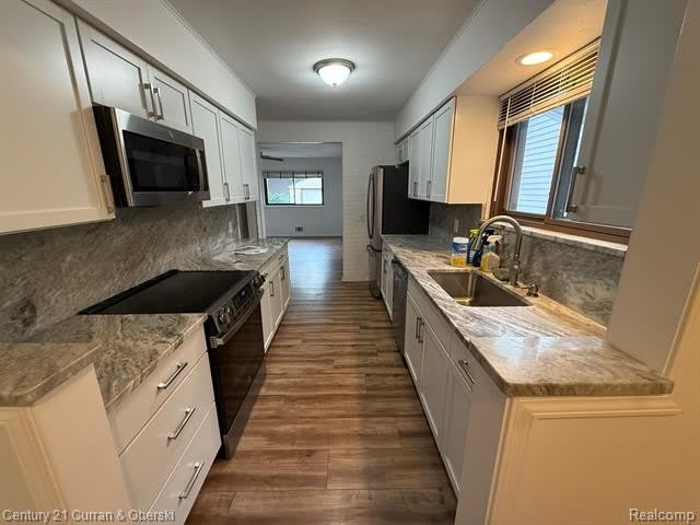 2210 Nightingale Street – photo 3