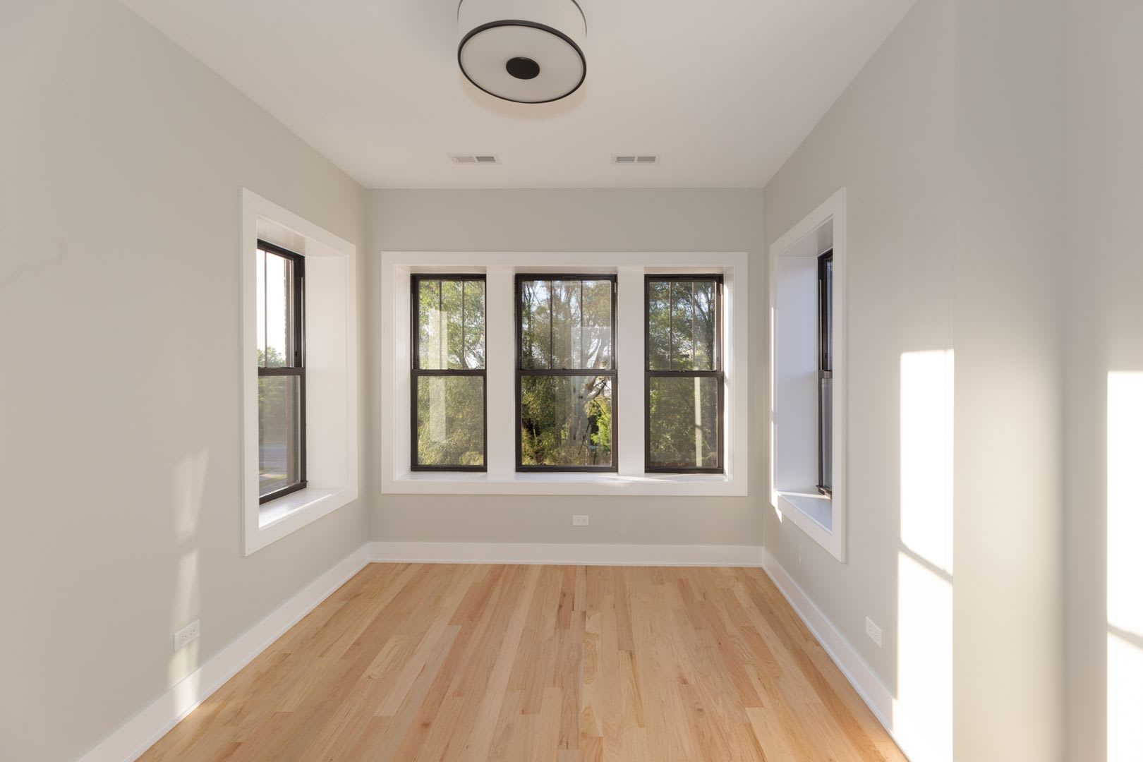 2455 West Logan Blvd – photo 3