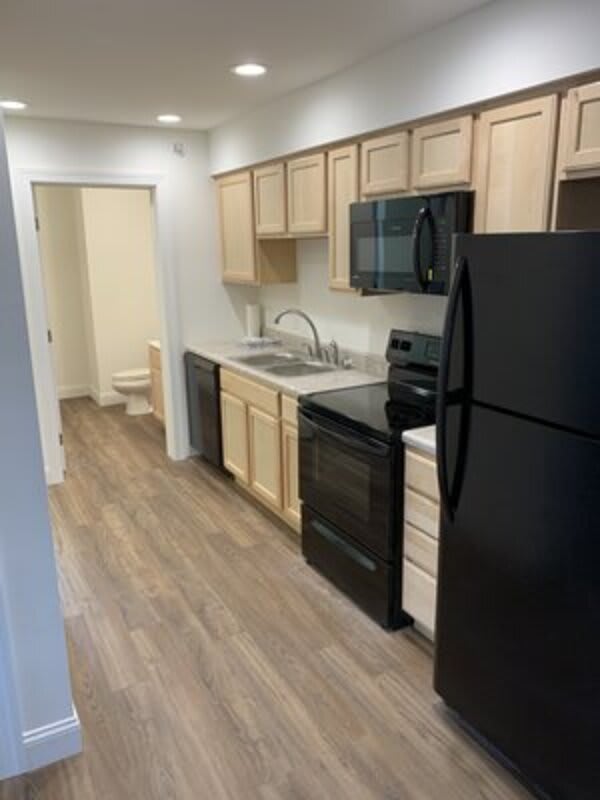 308 Main Street, Unit 6 – photo 2
