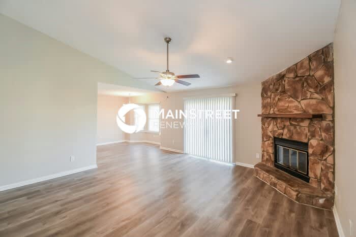 8064 Honeysuckle Lane – photo 4