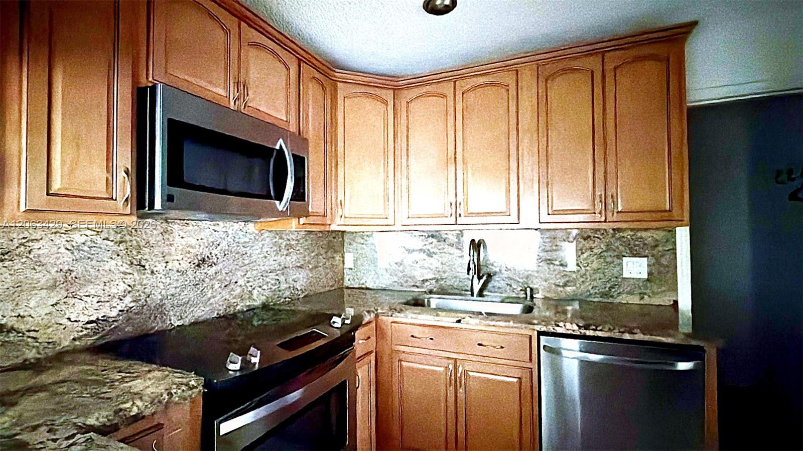 4226 Landar Drive – photo 5
