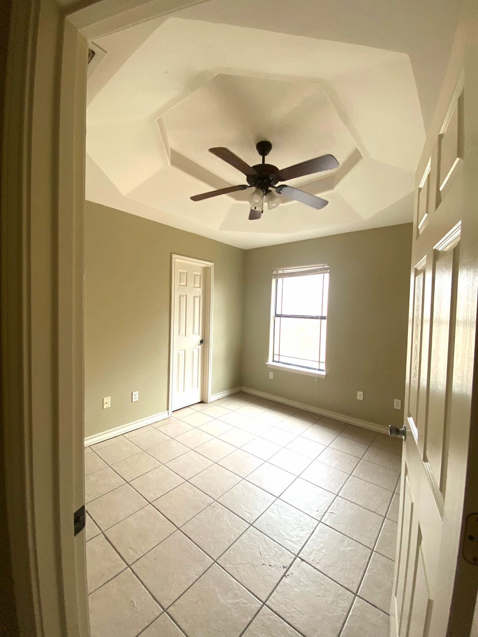 1202 W Kiwi Ave – photo 4