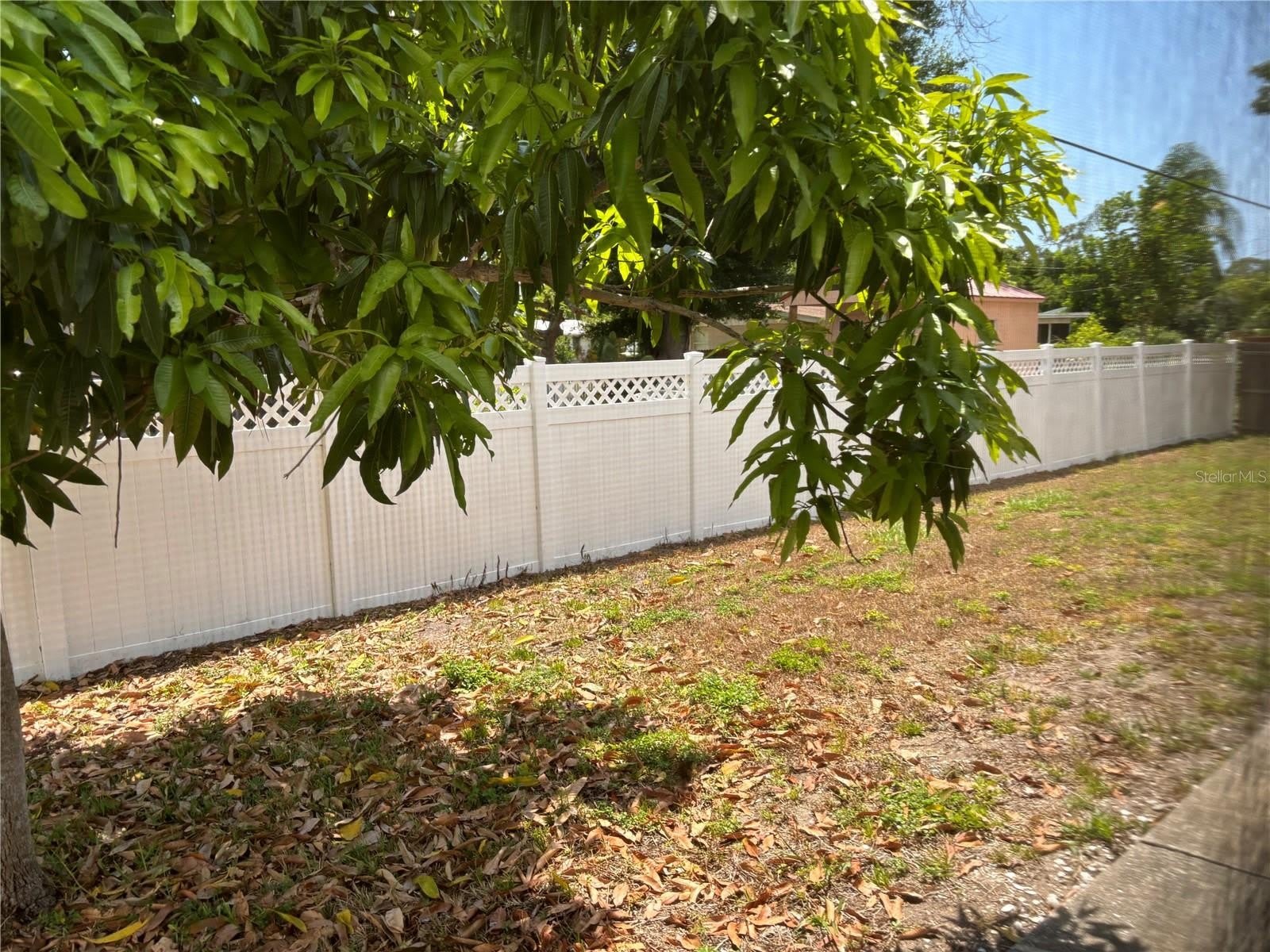 4272 Pandora Road – photo 5