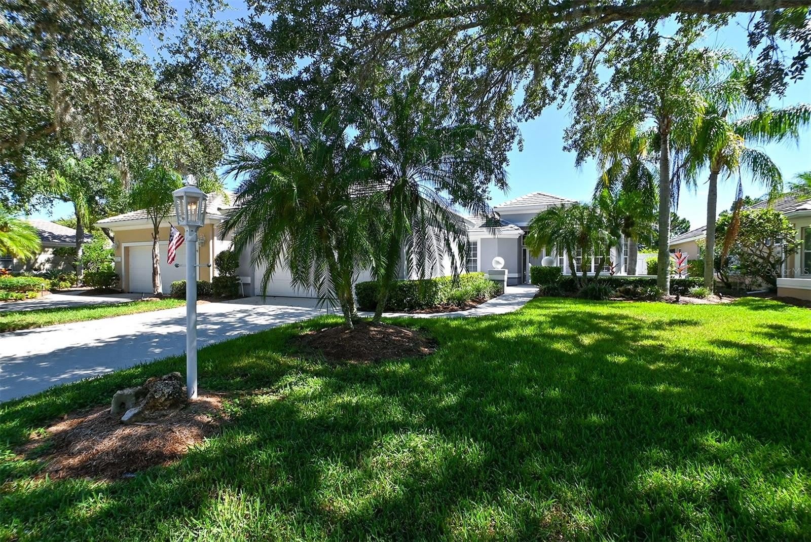 7131 Kensington Court – photo 2