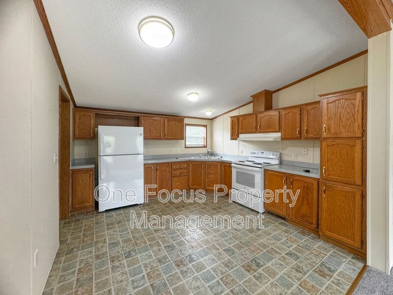 214 Dennison Rd – photo 2